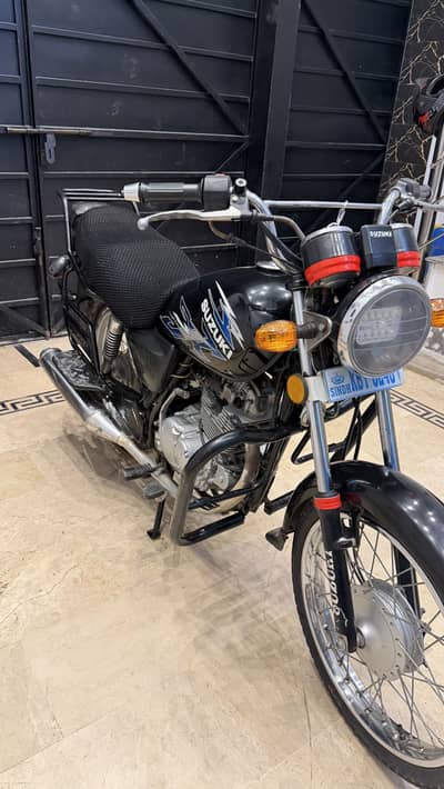 Suzuki GS 150