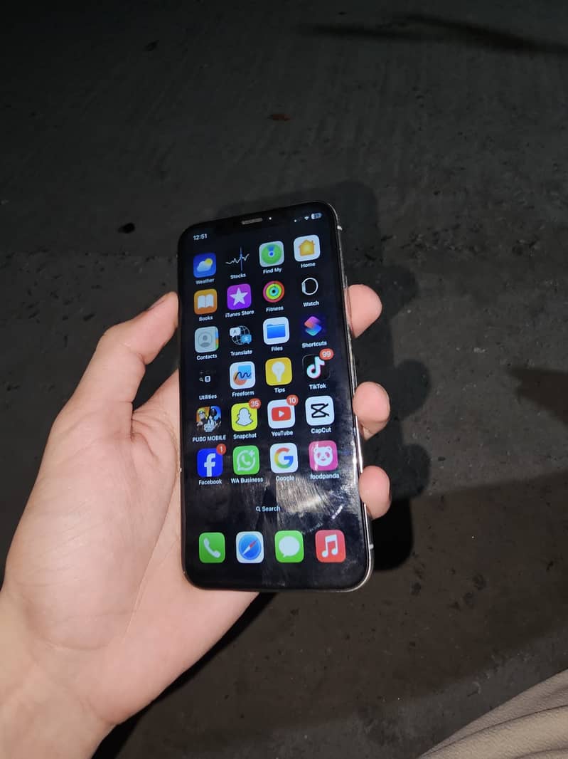 Apple iPhone X 2