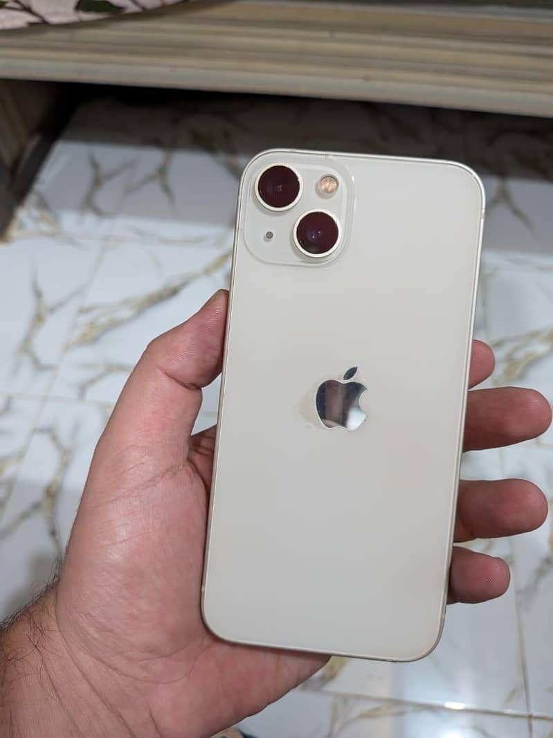 Apple iPhone 13 1