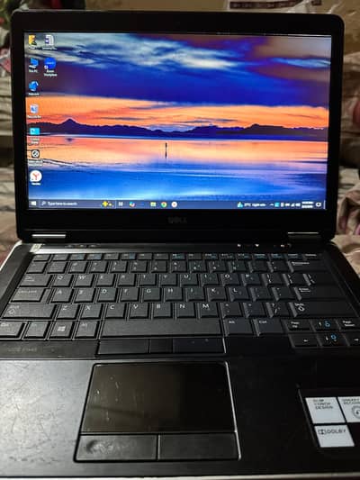 Dell Latitude E7440 | Core i5 4th Gen | 8GB RAM | 128GB SSD