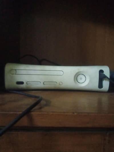 Xbox 360 with few games