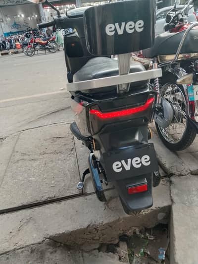 Evee Gen Z Electric Scooty for Sale