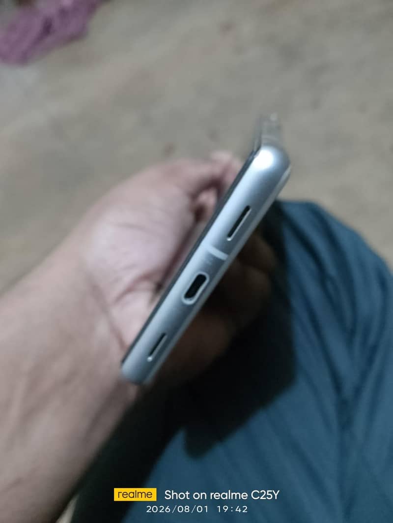 Google Pixel 7a 3