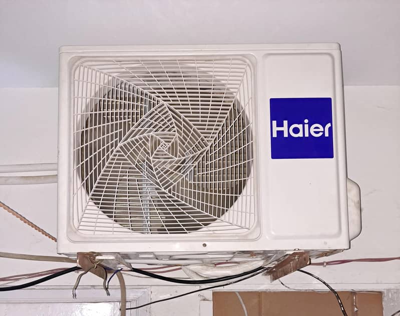 split AC 4
