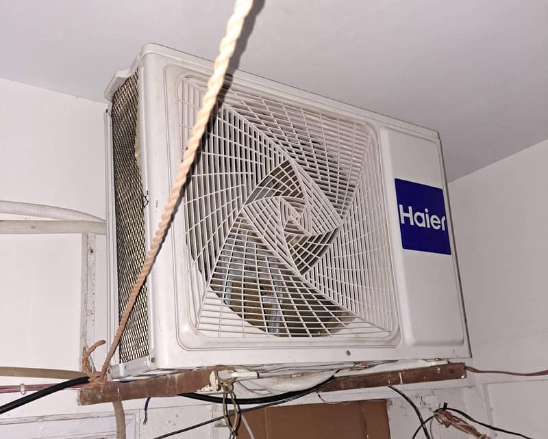 split AC 6