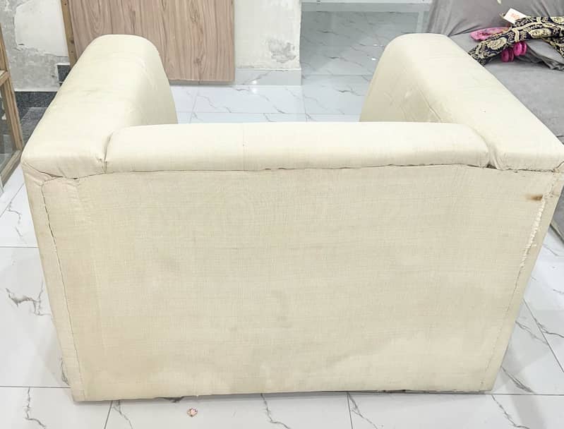 7 seater Sofas Set and Table 6