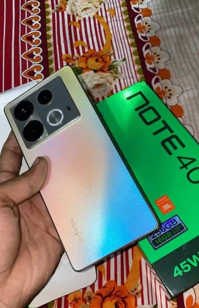 Infinix Note 40  . . 16;256. GB