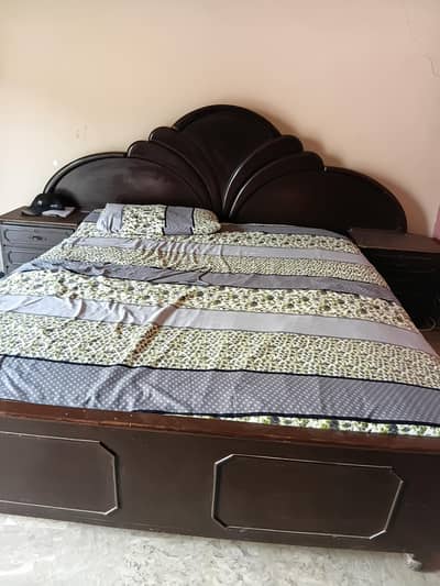 bed with dressing table
