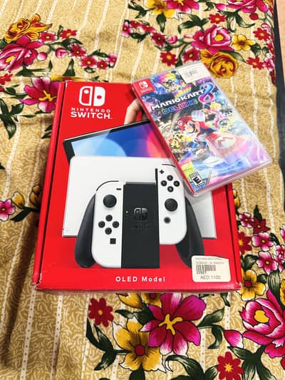 Nintendo Switch (OLED Model) - White