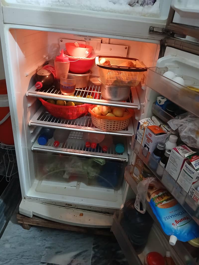 dawlance fridge 3