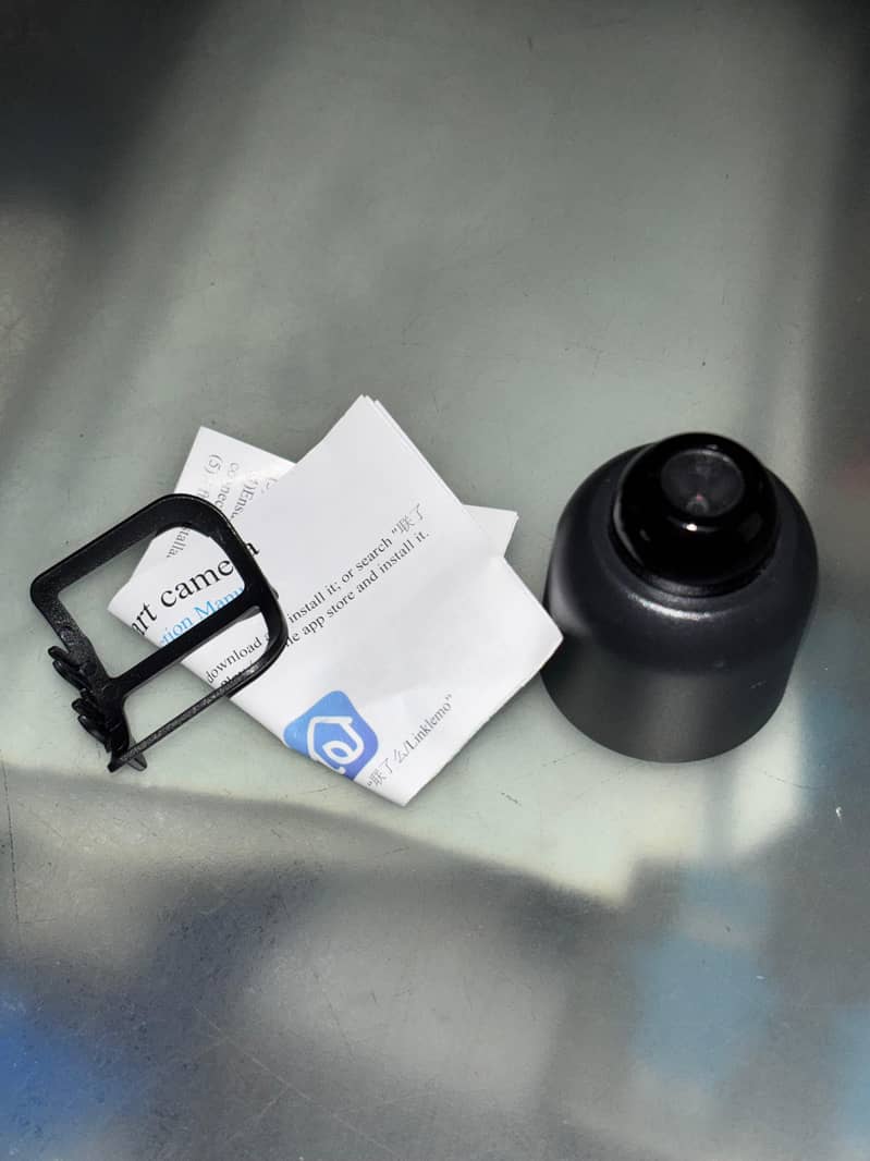 Small wireless security cameras 1