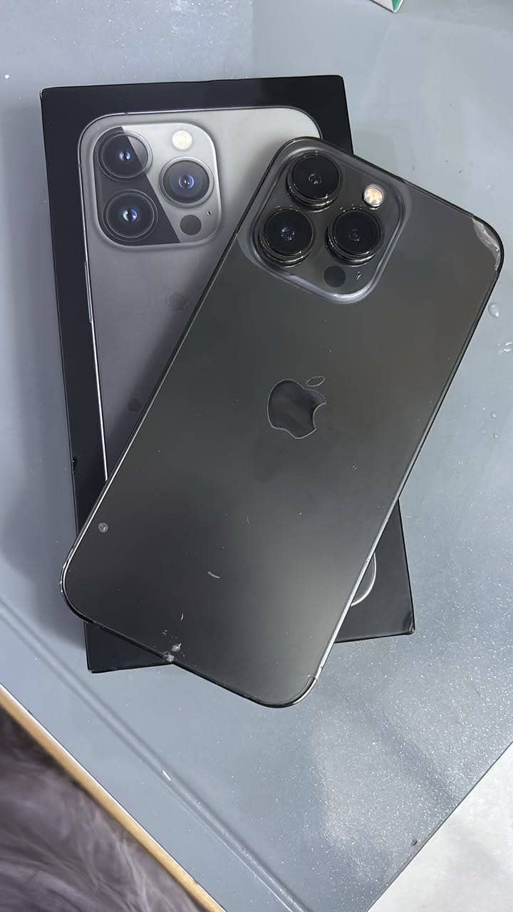 iPhone 13 Pro 4