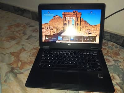 Dell latitude 7250 i7 5th Gen 8Gb Ram 512GB SSD with keyboard Light