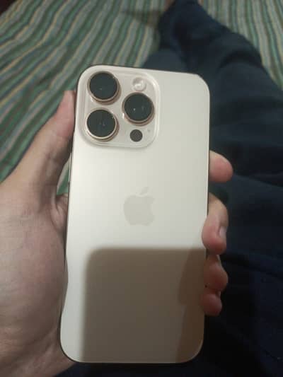 Apple iPhone 16 Pro