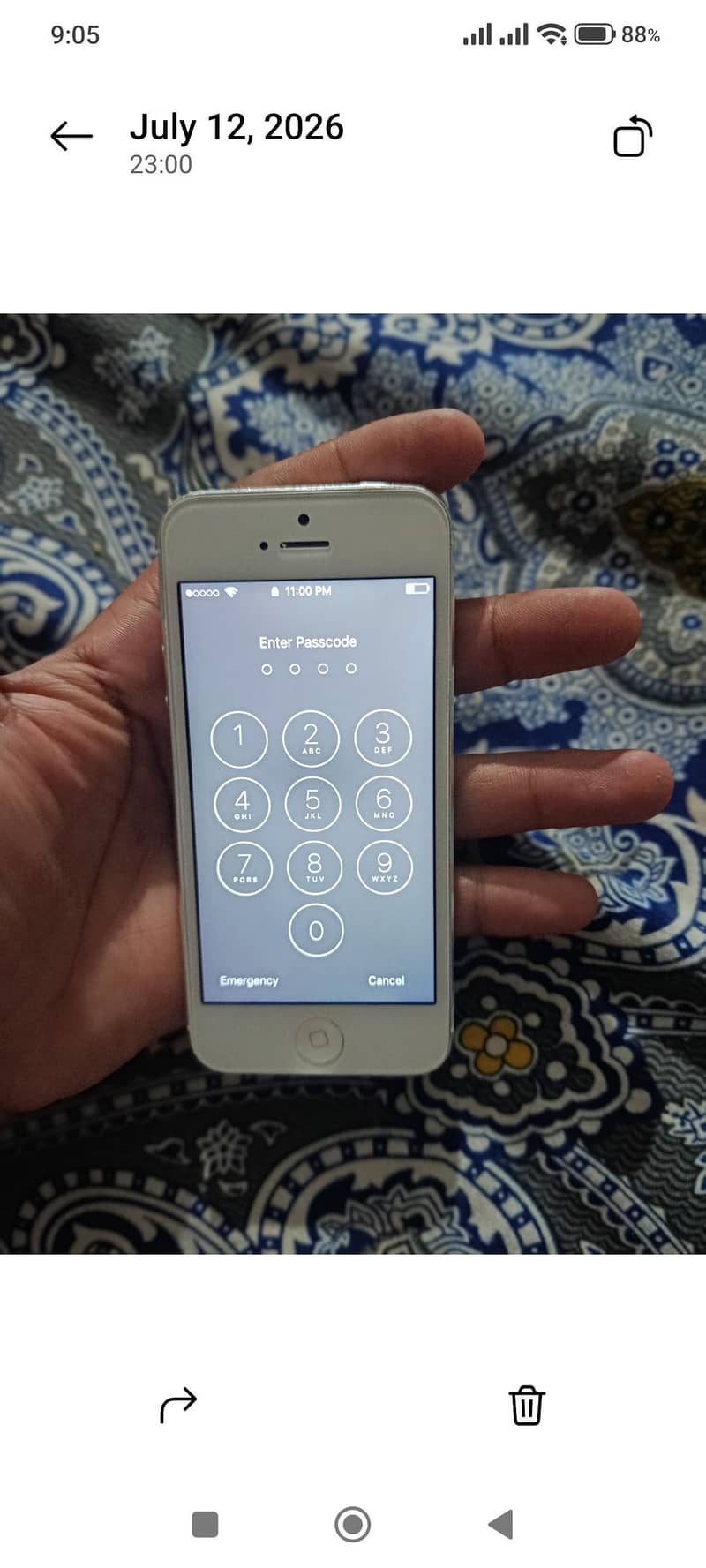 Apple iPhone 5 0