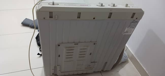 Haier Semiautomatic Washing machine