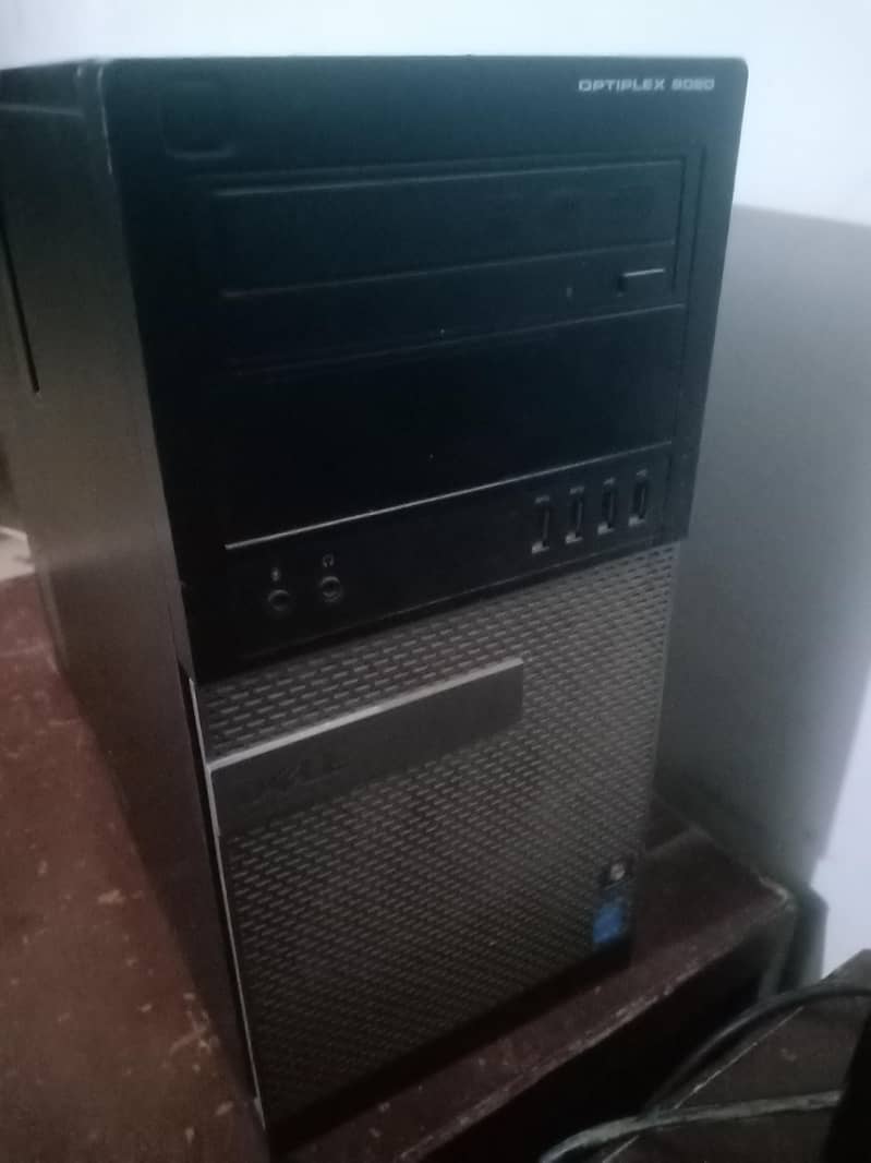 computer with set 4
