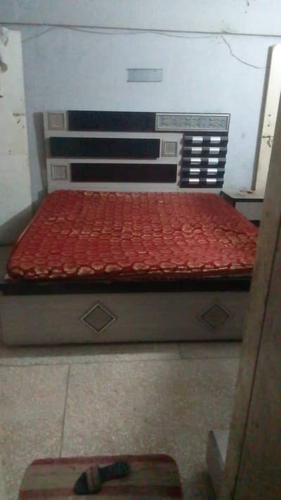 king size bed 3 doors divider side 2 table dressing