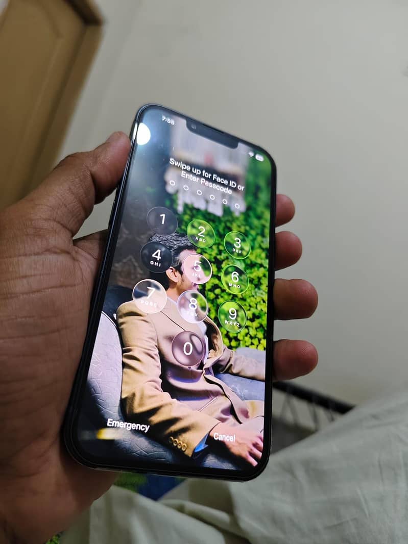 Iphone 13 JV 1