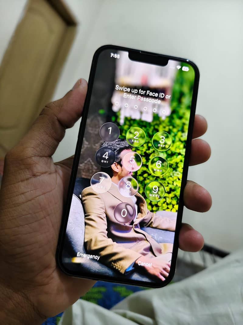 Iphone 13 JV 3
