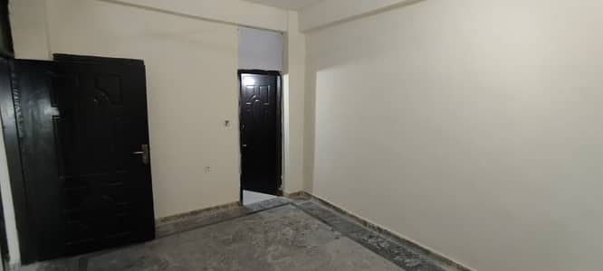 Studio room for rent