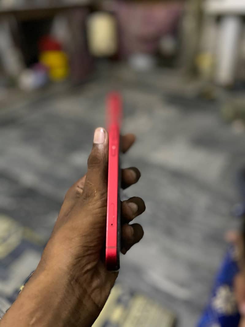 Apple iPhone 13 3
