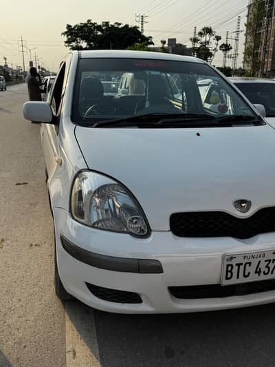 Toyota Vitz 2004