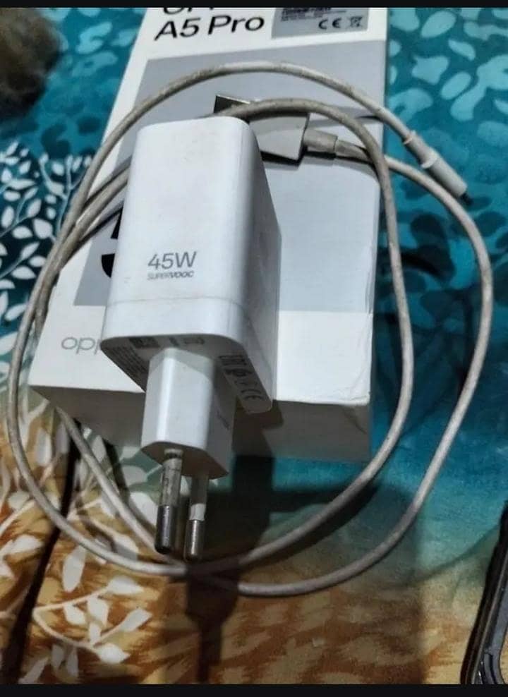 OPPO A5 Pro 5