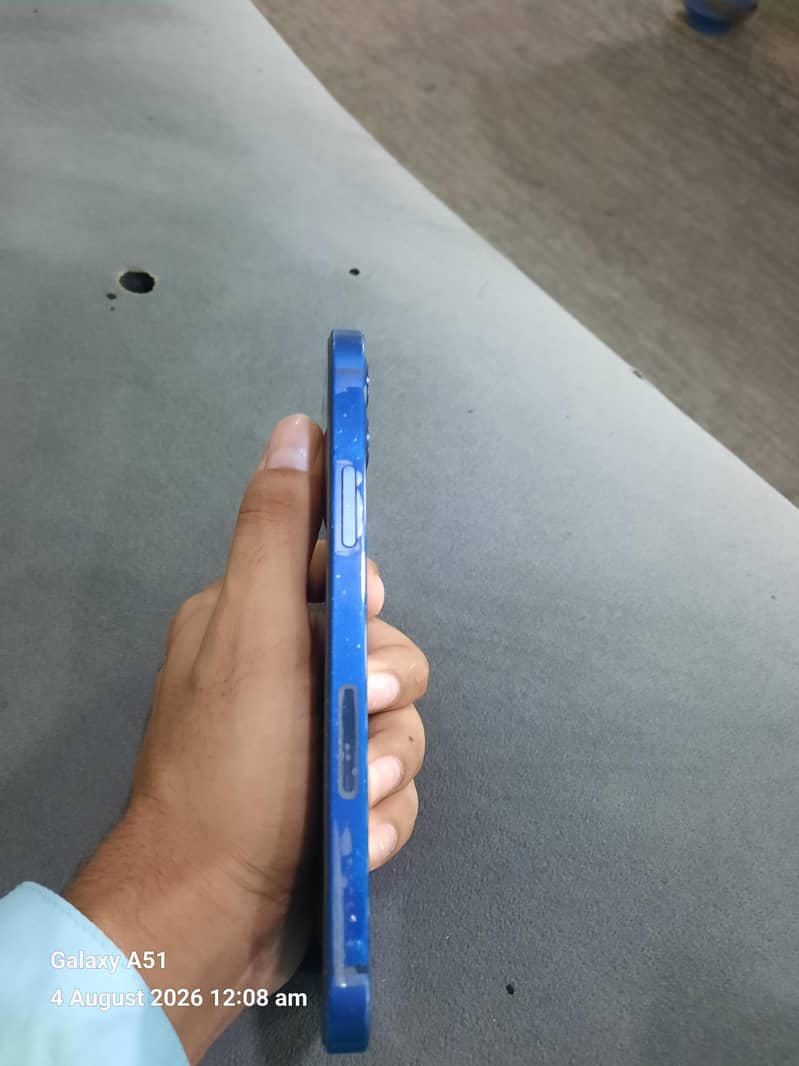 Apple iPhone 12 5