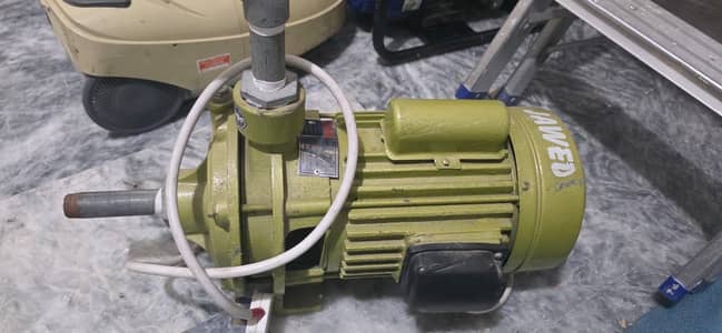 Water suction pump