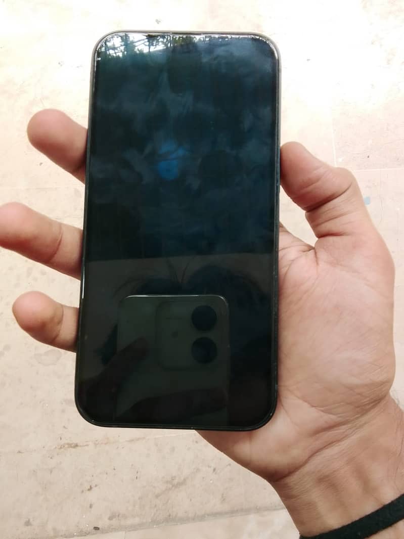 Apple iPhone 13 6