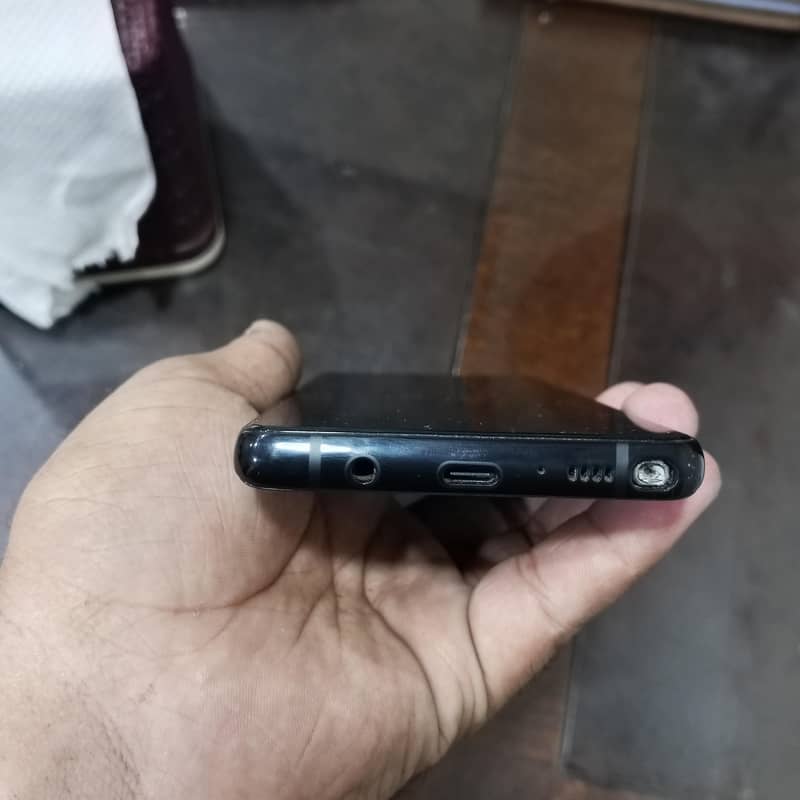 Samsung Mobile Note 8 4