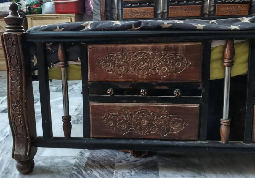 King Size  bed with dressing table 1