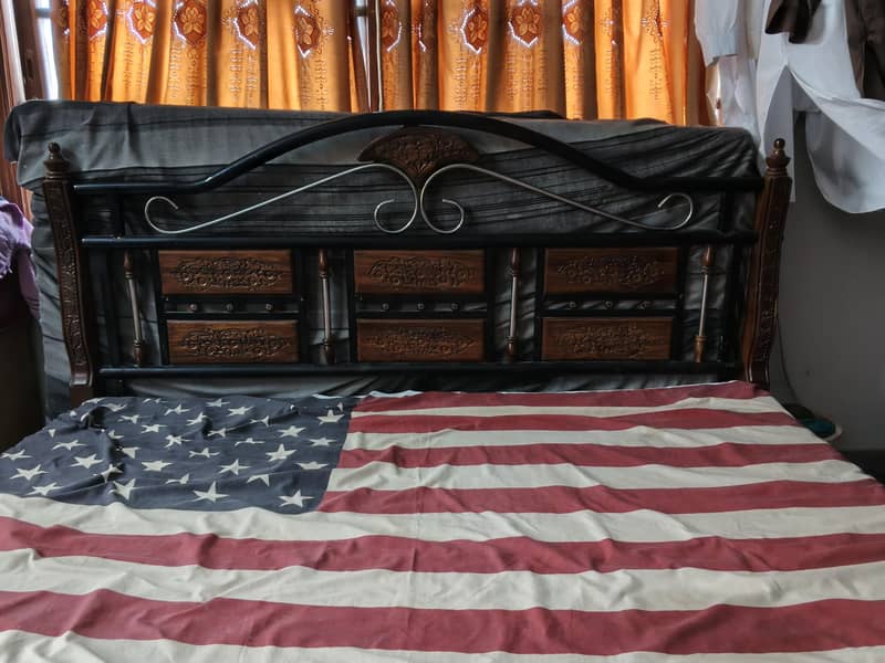 King Size  bed with dressing table 2