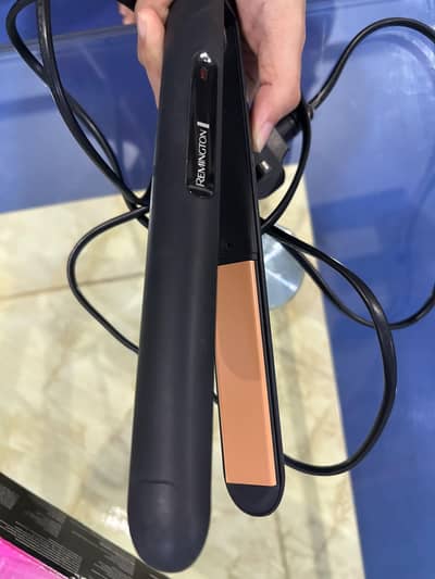 Remington Style  Straightener 210 for Sale.