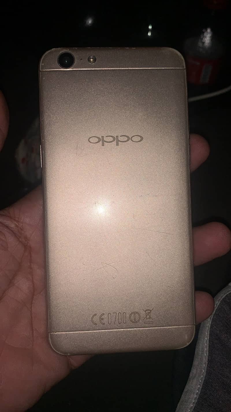 Oppo A57 1
