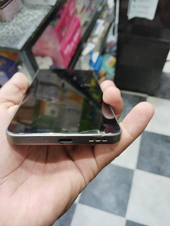 OPPO A5 Pro 4