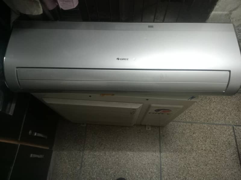 Green split AC condition 10/10 0