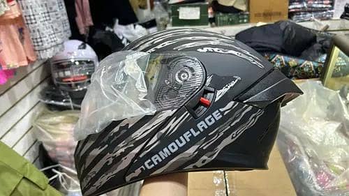 Axk double visore and long tail helmet