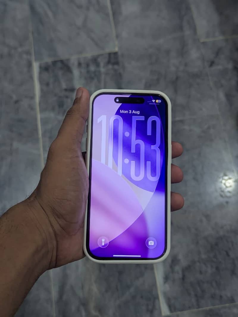 Apple iPhone 16 Pro 5