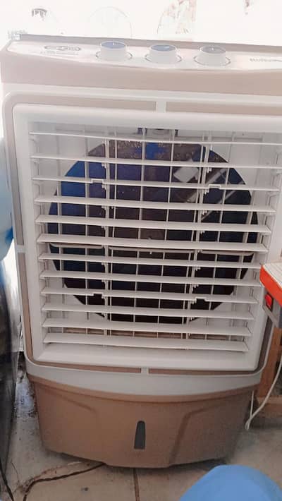 12volt DC AC Room cooler with 12volt supply urgent sale