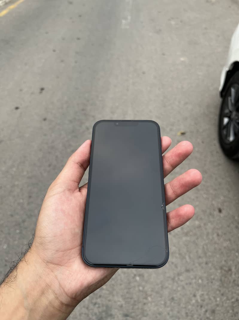 Apple iPhone 13 1