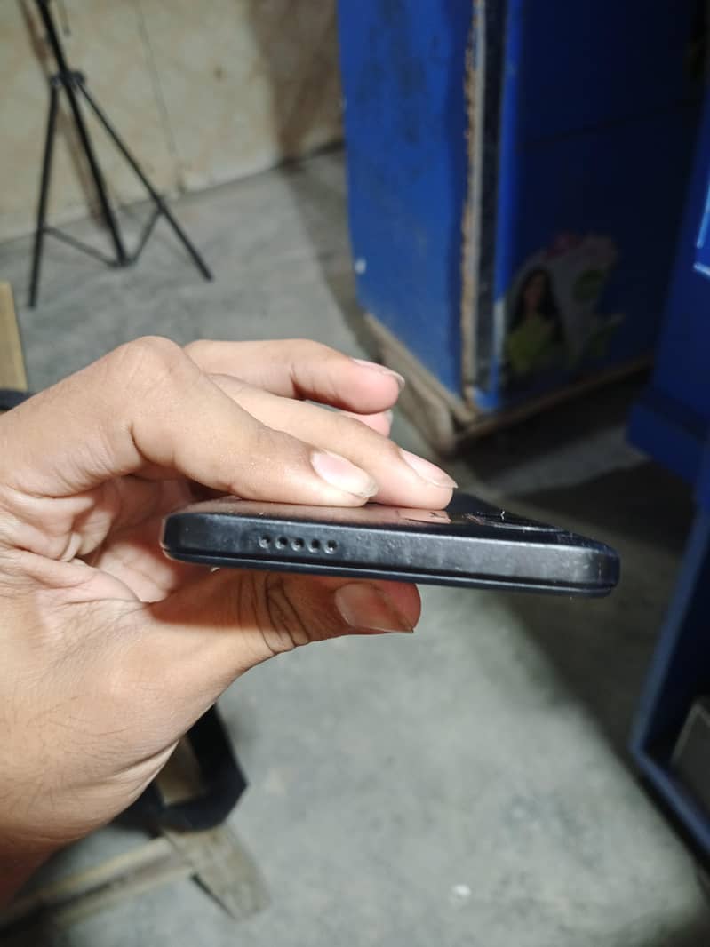 Redmi A2 plus 3