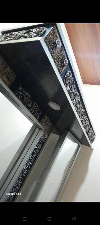 Bed and dressing in Black colour