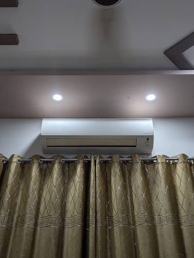 Daikin Inverter Split Ac