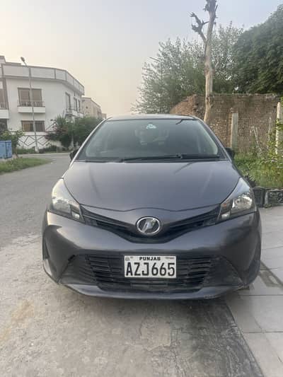 Toyota Vitz 2014
