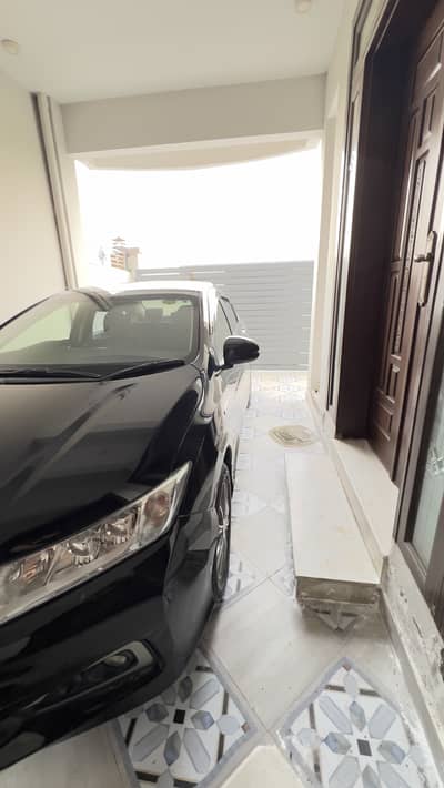 Honda Grace Hybrid 2015