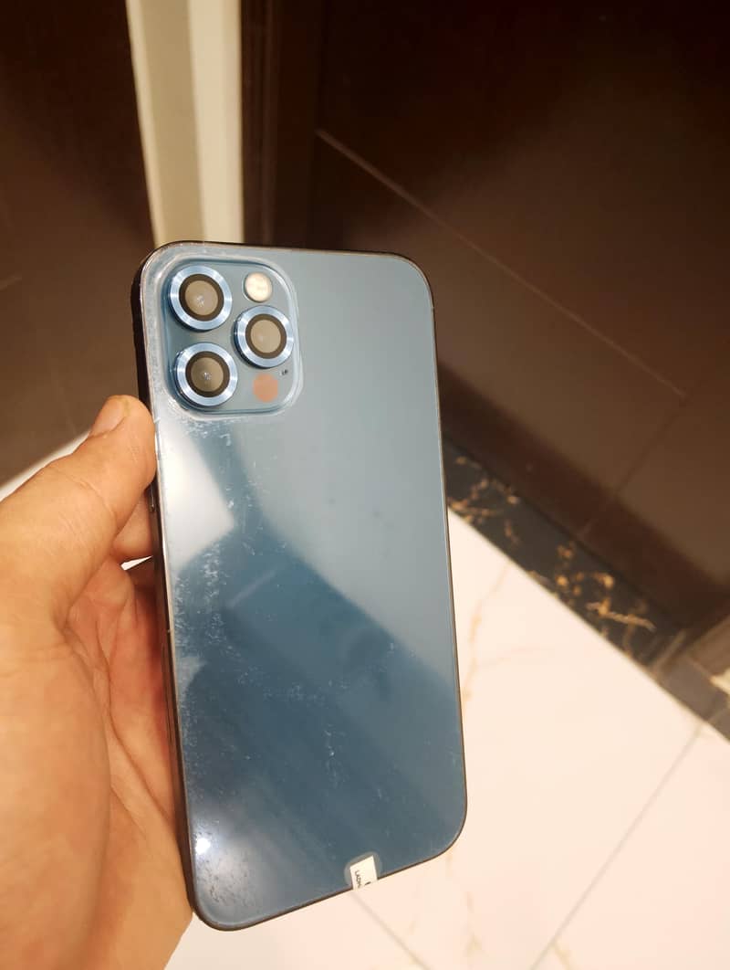 Apple iPhone 12 Pro 3