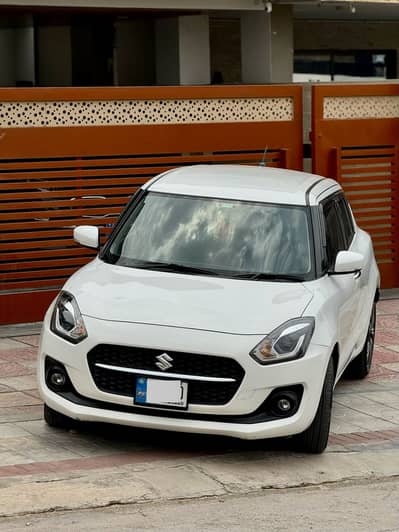 Suzuki Swift GLX 2022