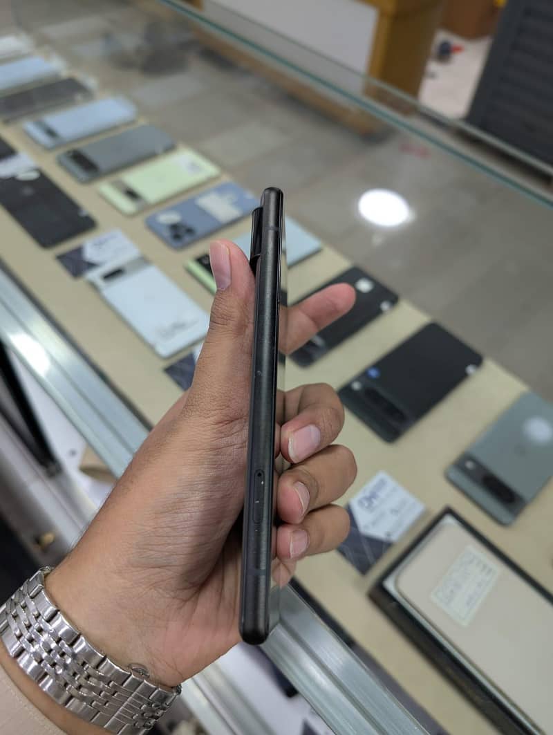 Google Pixel 6 5